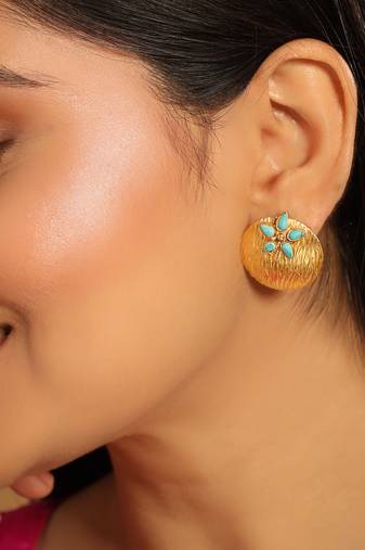 gold plated turquoise flower stud earrings