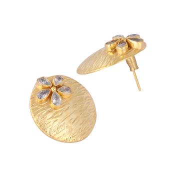 gold plated floral motif stud earrings 5