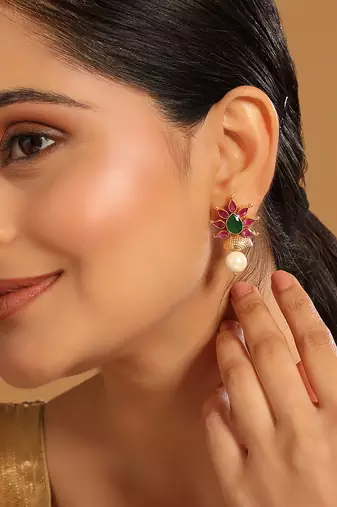gold plated pearl drop floral shaped stud earrings
