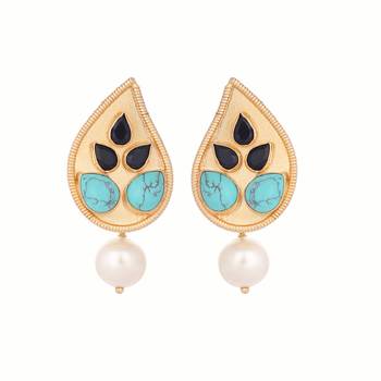 gold plated black paisley earrings 3