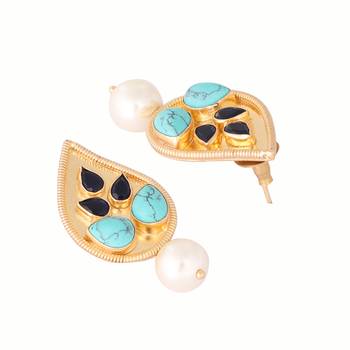 gold plated black paisley earrings 5