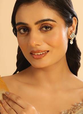 gold plated kundan paradise stud earrings 2