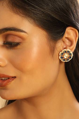gold plated floret noor stud earrings