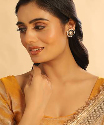 gold plated floret noor stud earrings 2