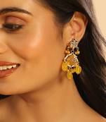 Amber glory ethnic earrings & maang tikka set
