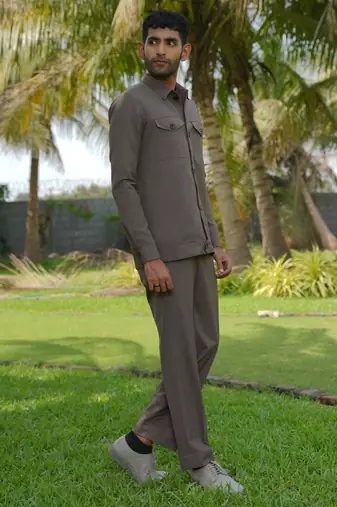 Brown 4-way stretch plain shacket