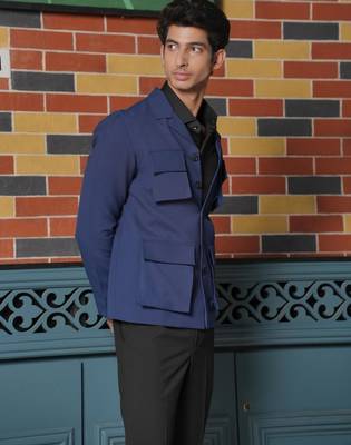 Black 4-way stretch plain shacket 3