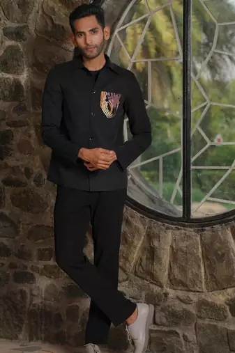 Black 4-way stretch plain jacket