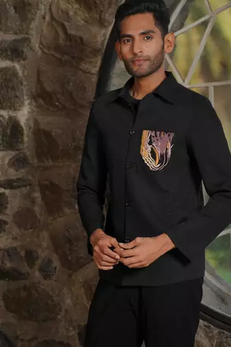 Black 4-way stretch plain jacket