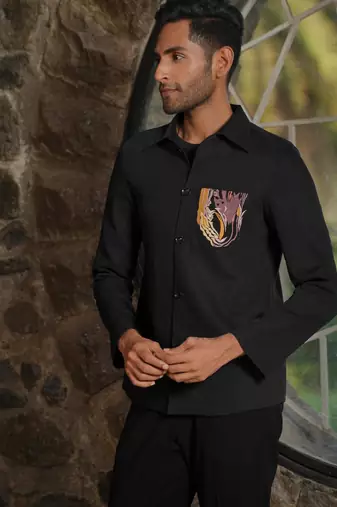 Black 4-way stretch plain jacket