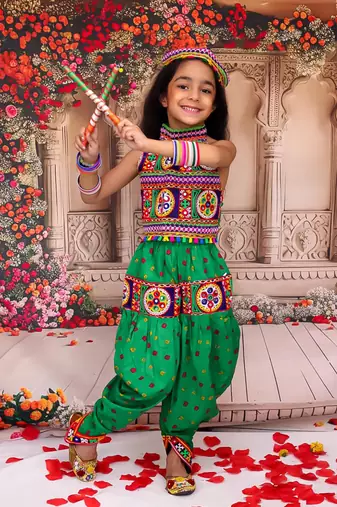 Green embroidered cotton top & dhoti with cap set for girls