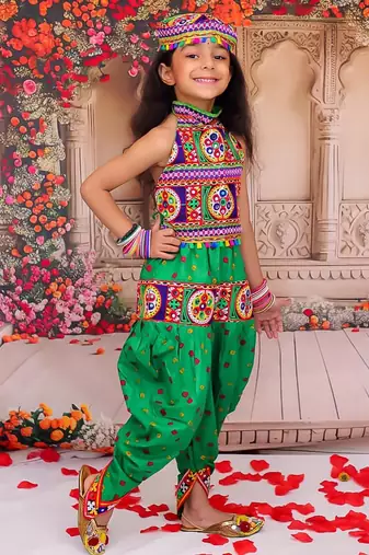 Green embroidered cotton top & dhoti with cap set for girls