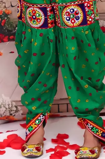 Green embroidered cotton top & dhoti with cap set for girls