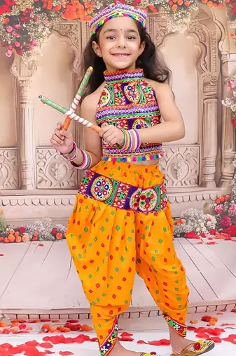 Yellow embroidered cotton top & dhoti with cap set for girls