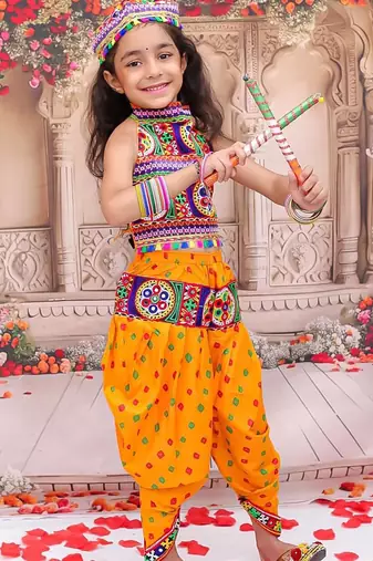 Yellow embroidered cotton top & dhoti with cap set for girls