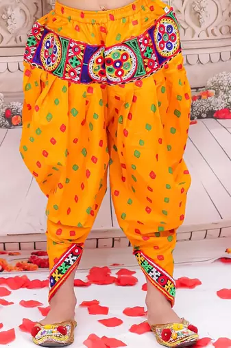 Yellow embroidered cotton top & dhoti with cap set for girls