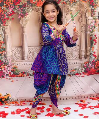 Blue printed cotton kurti with dhoti set for girls 3