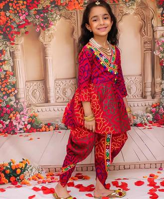Pink printed cotton kurti with dhoti set for girls 3