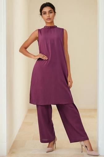 Sharanya plum kurta pant set