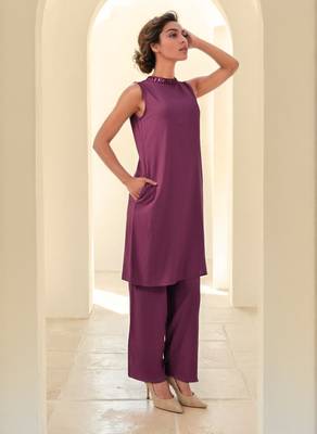 Sharanya plum kurta pant set 4
