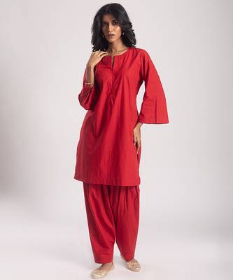 Red cambric plain kurta with bottom 2