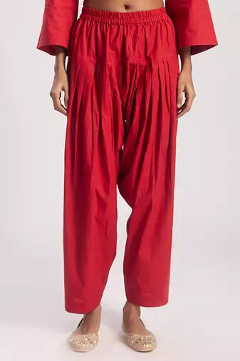 Red cambric plain kurta with bottom