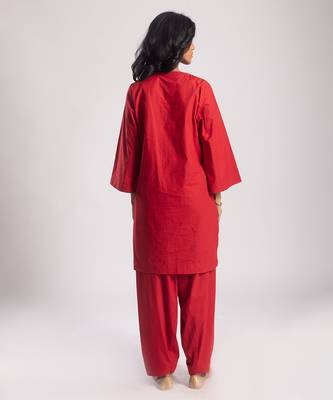 Red cambric plain kurta with bottom 5