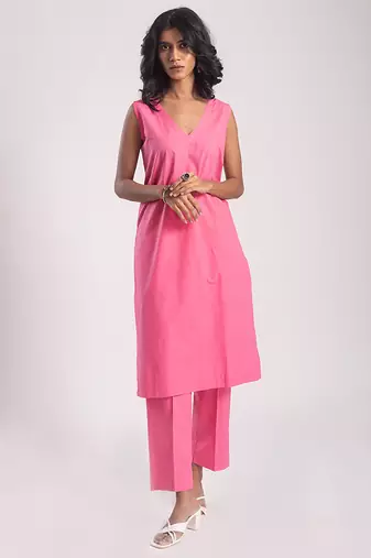 Pink cambric plain kurta with pant