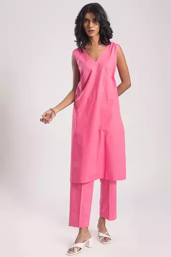 Pink cambric plain kurta with pant