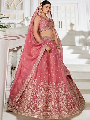 Pink Golden Tissue Sequinse embroidery Lehenga choli with Dupatta 3
