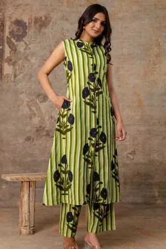 Green Striped Floral Sleeveless Cotton Kurta Set