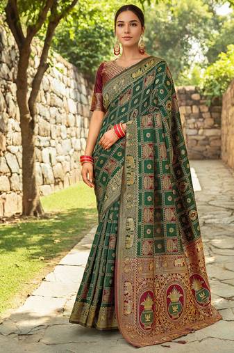Green heavy paithani saree in pure silk with intricate hand woven details – with unstitched blouse