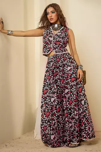 women black cotton lace detailing waistcoat with skirt co-ord set