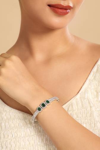 American diamond ziva emerald openable bracelet