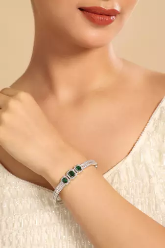 American diamond ziva emerald openable bracelet