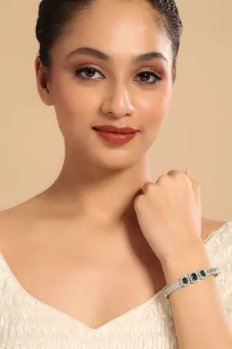 American diamond ziva emerald openable bracelet