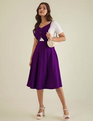 women purple solid pinafore dress with button 2