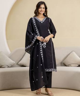 Trendmalls Black chanderi embroidery kurta pant with dupatta set 1