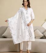 Trendmalls White chanderi embroidery kurta pant with dupatta set
