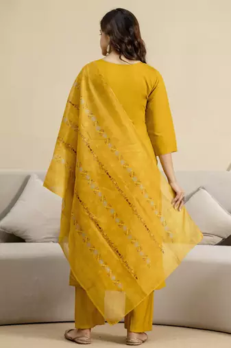 Trendmalls Yellow chanderi embroidery kurta pant with dupatta set