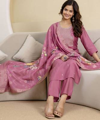 Trendmalls Pink roman silk embroidery kurta pant with dupatta set 4