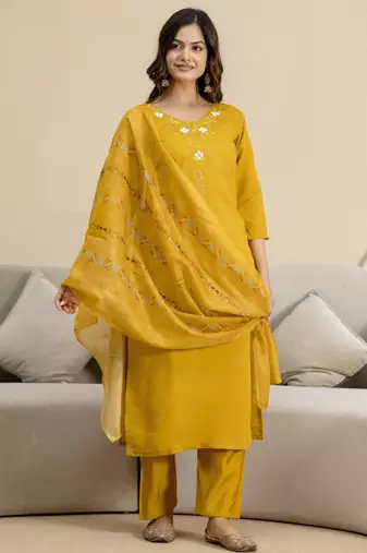 Trendmalls Yellow chanderi embroidery kurta pant with dupatta set