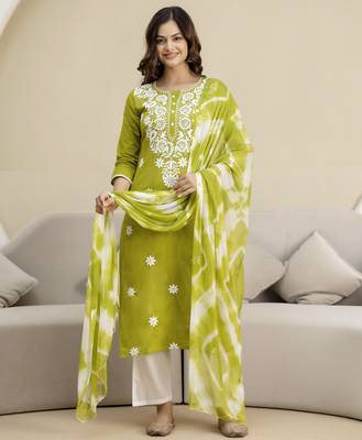 Green cotton embroidery kurta pant with dupatta set 1