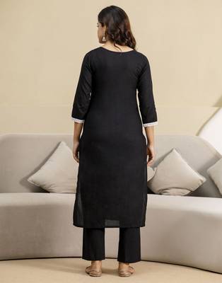 Black cambric cotton embroidery kurta pant with dupatta set 3