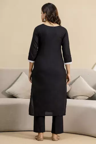 Trendmalls Black cambric cotton embroidery kurta pant with dupatta set