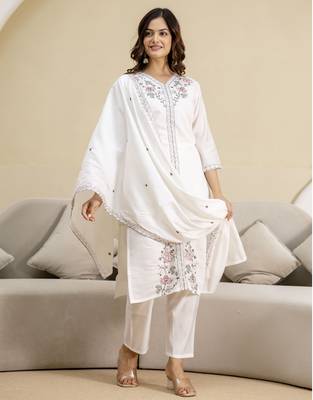 Trendmalls White chanderi embroidery kurta pant with dupatta set 6