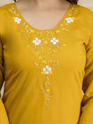 Trendmalls Yellow chanderi embroidery kurta pant with dupatta set 6