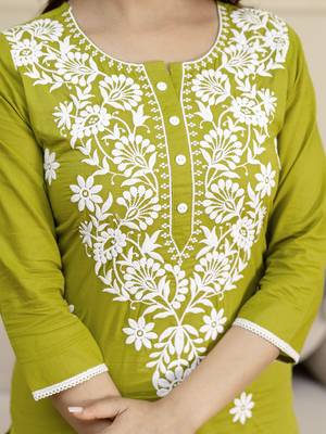 Green cotton embroidery kurta pant with dupatta set 7
