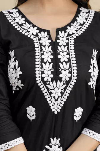 Trendmalls Black cambric cotton embroidery kurta pant with dupatta set