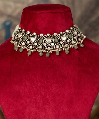 Gold plated  green beads kundan necklace in sterling silver 2